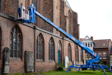 Raupenarbeitsbühnen Uelzen Soltau Raupenarbeitsbühnen Celle Wolfenbüttel Raupenarbeitsbühnen Wolfsburg Braunschweig